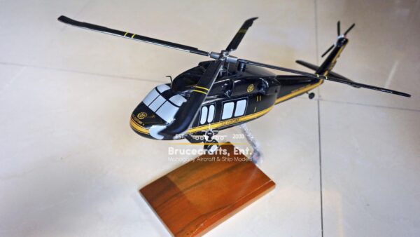 Sikorsky UH-60 Black Hawk Aircraft with detailed craftsmanship.